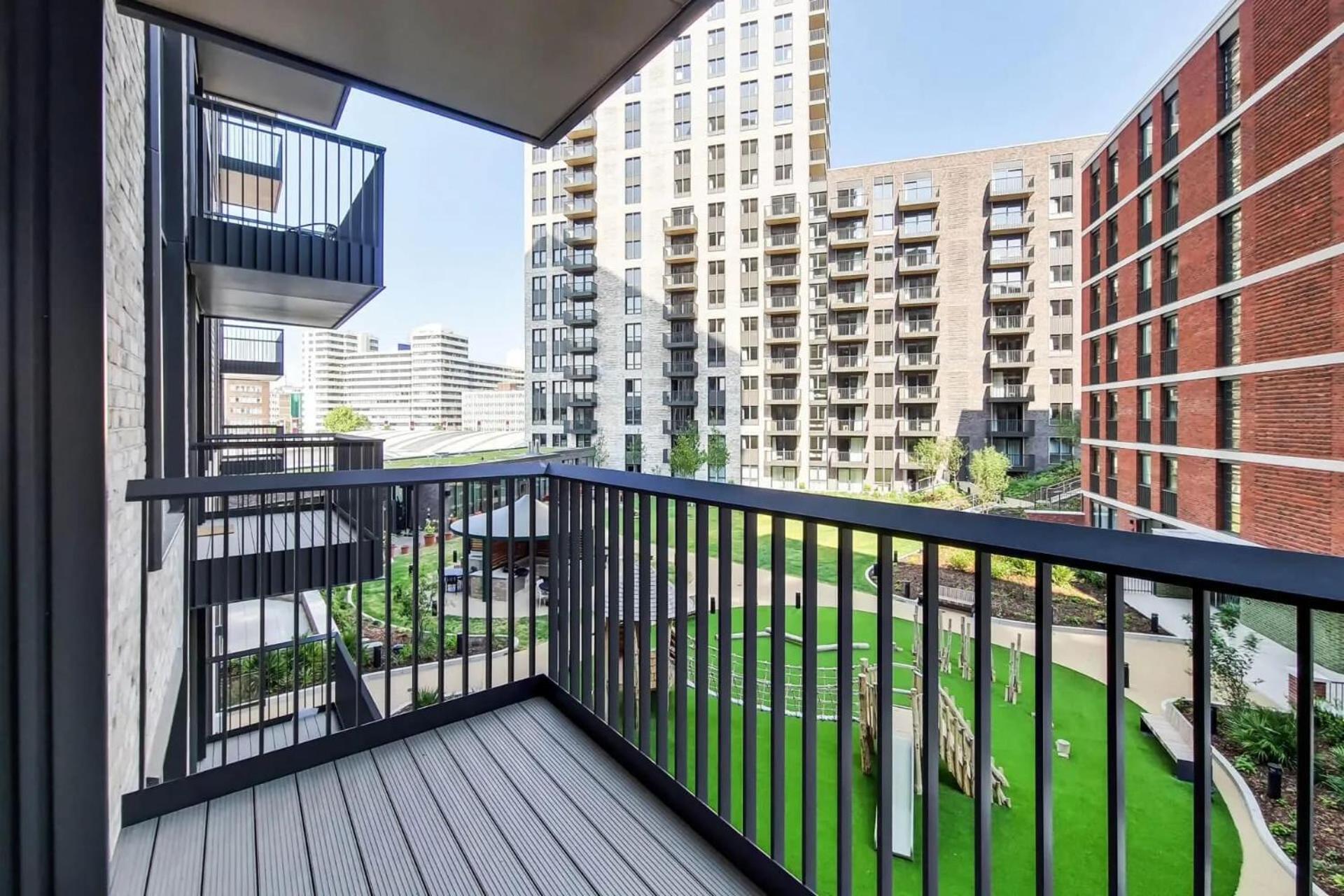 Botanical-Inspired Apartments At Repton Gardens Right In The Heart Of Wembley Park Londres Exterior foto
